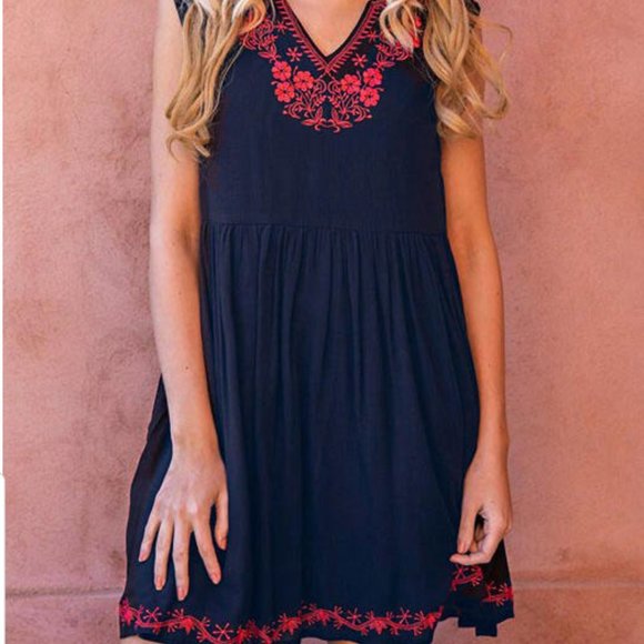 Wendy V-Neck Navy Floral Printed Dress - Picture 2 of 3